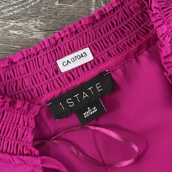 1.State magenta blouse size small - Picture 2 of 5